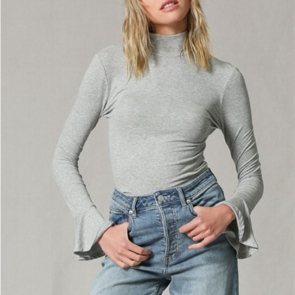 Gray Long Sleeve Women's Top